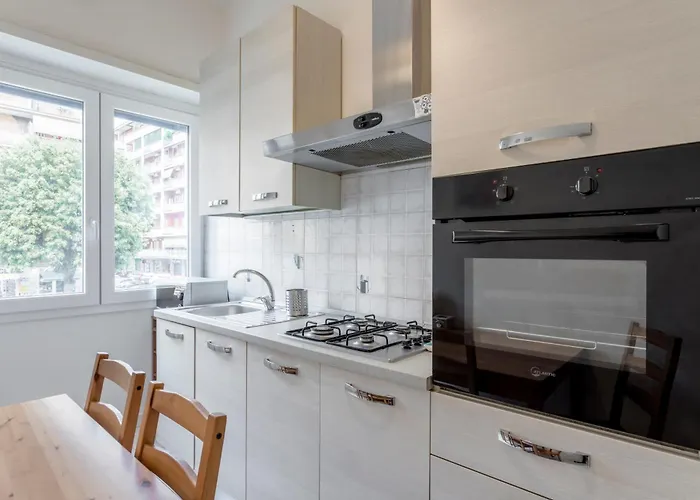 Casa Cristina Bright And Spacious Apartment In Rome