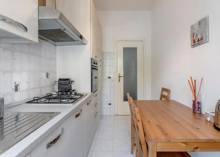 Casa Cristina Bright And Spacious Apartment In Rome Apartman Róma